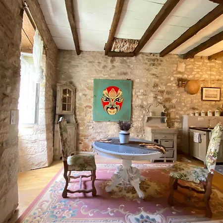 Gorgeous Old House In The Centre Of